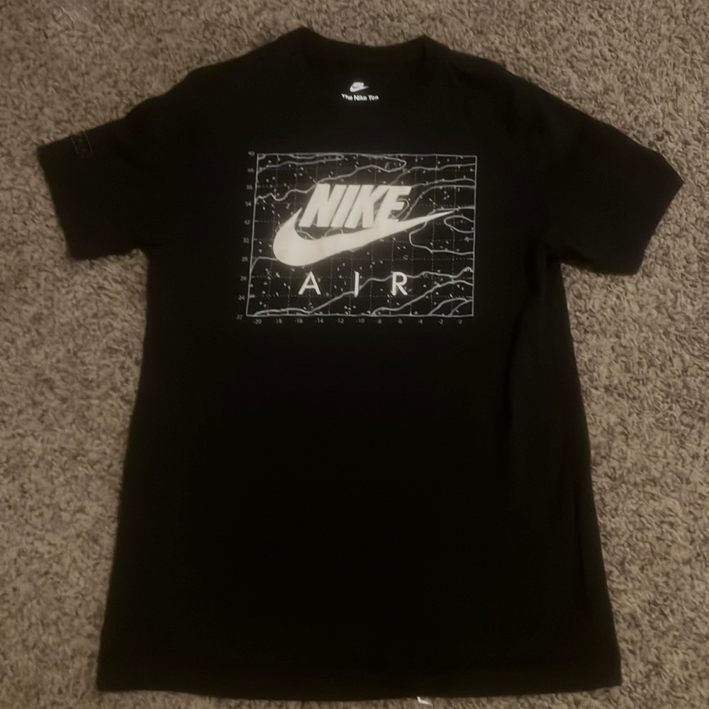 Nike tee